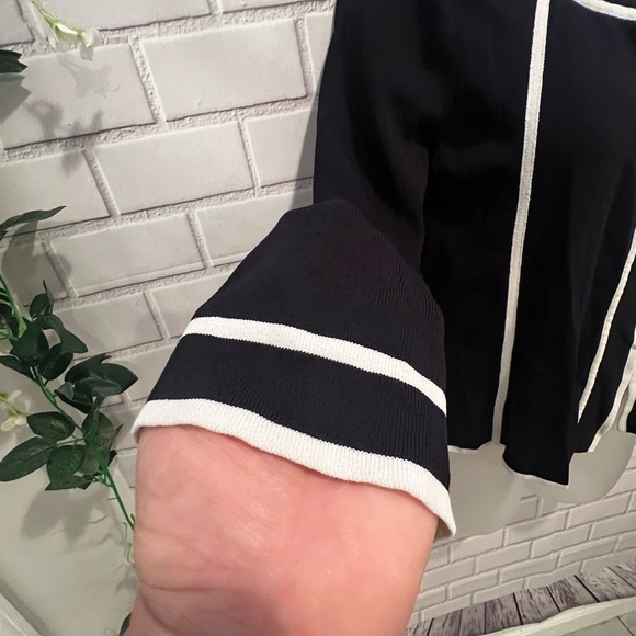 Grace Black & White Trim Open Front Cardigan - Size S - Picture 4 of 10